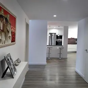 apartamento-totalmente-reformado-en-1-linea.topcostabravahotels.com/